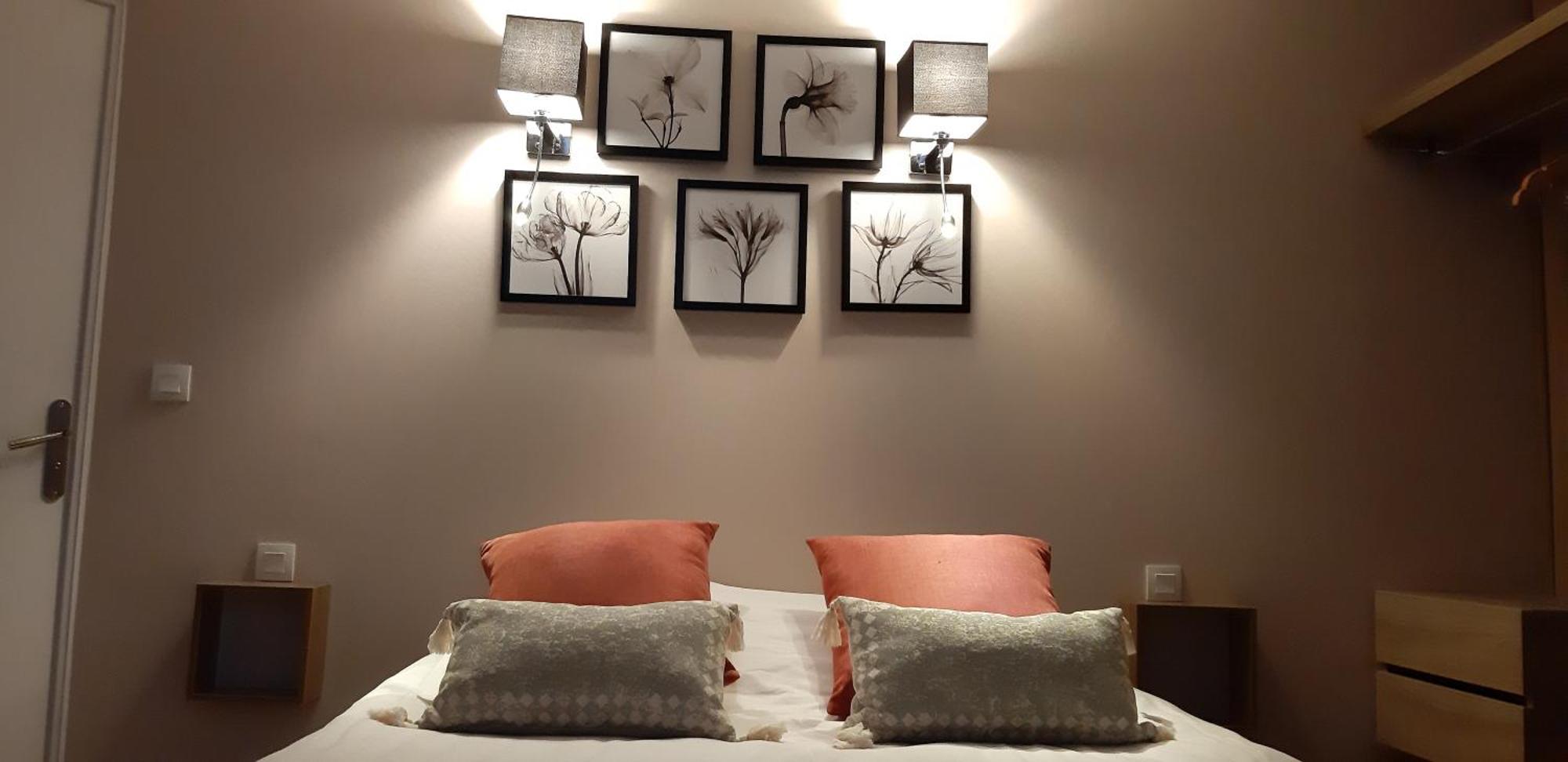 Saint-Evroult-Notre-Dame-du-Bois Logis Hotel Restaurant Le Relais De L'Abbaye חדר תמונה